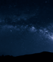 夜空下的银河与山峦景象14152#横屏 