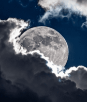 夜空满月与云朵景象629#横屏 