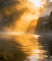 阳光照耀下的山间溪流美景7639#横屏 