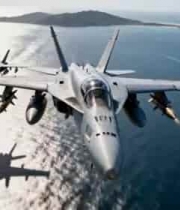 海上飞行的战斗机素材3603#横屏 