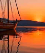 海上日落时的帆船景象(1)4860#横屏 