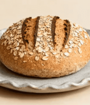 盘子里的燕麦面包特写9106#横屏 