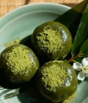 	 竹席上的青团特写14072#横屏 