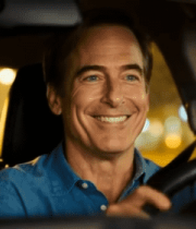 男子夜间驾车特写148#横屏 