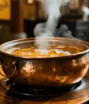 	 中式铜火锅与茶具特写5970#横屏 