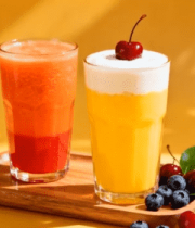 两杯果汁与水果特写6317#横屏 