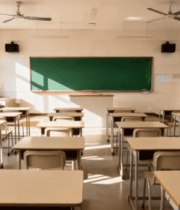 教室内部桌椅与黑板场景8085#横屏 