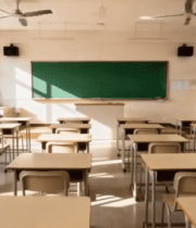 教室内部桌椅与黑板场景8085#横屏 