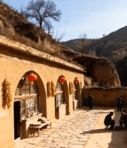 黄土高原窑洞前的生活场景5859#横屏 