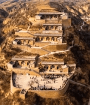 黄土高原古建筑群俯瞰11600#横屏 