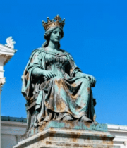 	 皇冠雕像与古典建筑景观14874#横屏 