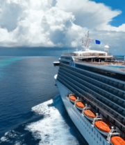 	 海上大型游轮航行画面14370#横屏 