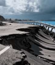 海边受损道路景象4558#横屏 