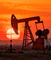 夕阳下油田磕头机景观13215#横屏 