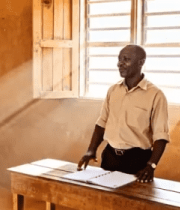 非洲教室老师授课学生举手13414#横屏 