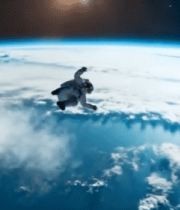 太空中漂浮的宇航员8545#横屏 
