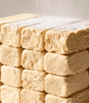 堆叠摆放的豆干素材12705#横屏 