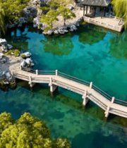 苏州园林池塘石桥鸟瞰13434#横屏 