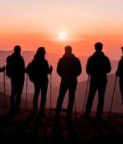 登山者山顶赏日落剪影画面1461#横屏 