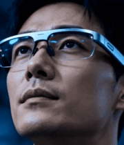 	 戴智能眼镜男士近景10492#横屏 