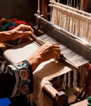 少数民族妇女织布场景6980#横屏 