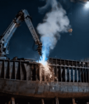 船厂机械焊接作业素材14538#横屏 