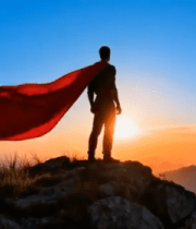 山顶人物披红布站立远眺8250#横屏 