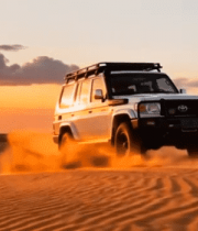 沙漠中越野车行驶画面171#横屏 