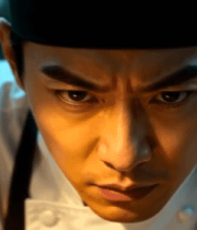 厨师专注神情特写2880#横屏 