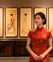 穿旗袍女子于古画前站立5737#横屏 