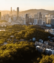 	 城市高楼与山林全景13677#横屏 