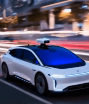 城市道路自动驾驶汽车行驶14523#横屏 