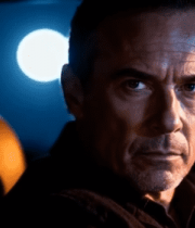 车内男子特写3566#横屏 