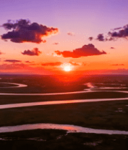 草原河流日落全景()13560#横屏 