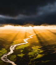 草原河流上空阳光穿透乌云11868#横屏 