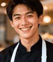 餐厅内微笑的年轻厨师9539#横屏 