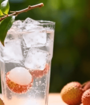 玻璃杯荔枝气泡水特写1083#横屏 