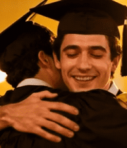 毕业生拥抱场景素材4186#横屏 