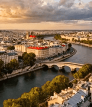 巴黎城市河流桥梁全景1827#横屏 