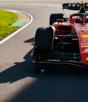 赛道上行驶的红色赛车2476#横屏 