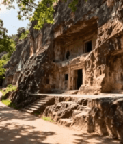 山间石窟建筑风景素材13831#横屏 