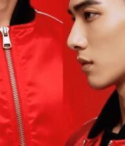 男士红色外套侧面展示14545#横屏 