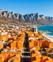  沿海城市橙房山脉海景俯瞰2959#竖屏 	 