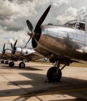  停机坪上停放的多架老式飞机7057#竖屏 	 