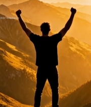  山顶人物高举双手风景画面40#竖屏 	 