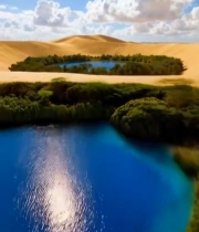  沙漠中的绿洲俯瞰景观7781#竖屏 	 