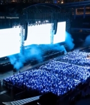  户外舞台观众聚集场景5876#竖屏 	 