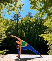  户外女子做瑜伽伸展动作(1)2041#竖屏 	 