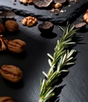  黑松露坚果美食特写7680#竖屏 	 