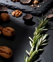  黑松露坚果美食特写7680#竖屏 	 